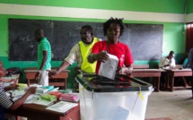 Présidentielle au Gabon: les durs travaux de la Commission électorale