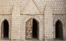 Mali: la porte restaurée de la mosquée Sidi Yahia de Tombouctou réinstallée