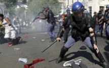 Afrique du Sud: la police tire des balles en caoutchouc sur des manifestants devant la présidence