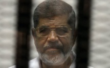 Morsi : une peine de mort annulée