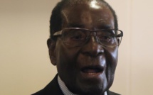 Zimbabwe: Robert Mugabe persiste et signe
