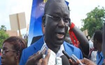 Retour prochain d’Abdoulaye Wade et de son fils: le porte-parole du PDS dément