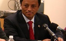 Video - Madagascar : l’ex-président Marc Ravalomanana promet de revenir