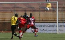 Sénégal-Football- Brouille entre les arbitres et la ligue:le championnat reporté au 2 mai