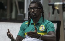 Etat de la pelouse du stade LSS: Le sélectionneur Aliou Cissé pique une colère et menace