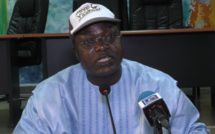  Violences à Rufisque : Oumar Guèye se lave à grande eau 