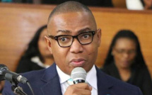 Accusé d`agression, le vice-ministre de l`Education sud-africain libéré sous caution