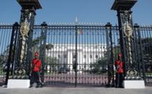  Palais de la République : Moustapha Ndiaye manque de s’immoler devant un dispositif policier