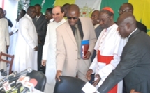 En direct de la cathédrale: Effervescence et affluence dans les jardins