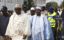 Le Président Macky Sall est arrivé à Touba : Il se recueille actuellement devant la tombe de Serigne Sidy Mokhtar Mbacké