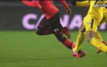 URGENT - Rennes vs Psg : Ismaila Sarr subit un tacle assassin de Mbappé et sort sur civière