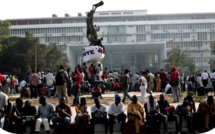 ​ La loi sur le parrainage votée le 19 avril