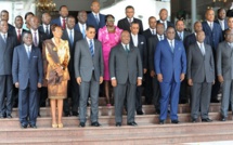 Un nouveau gouvernement installé au Gabon pour organiser les élections législatives