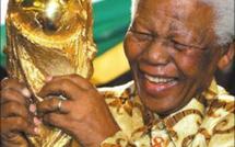 Mondial 2010: Mandela apporte son soutien au Ghana