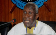 Quand le Pr Iba Der Thiam prend la défense de Macky : «On ne peut considérer ça comme une bourde»