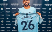 Riyad Mahrez signe à Manchester City
