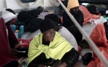 Un bateau de Migrants, le Sarost 5, Interdit d’accoster sur la côte méditerranéenne depuis deux semaines