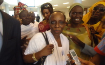 VIDEOS - Les proches de Mame Marie Faye s'en prennent à une souteneuse de Wade