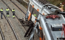 Un mort et 44 blessés après le déraillement d’un train en Espagne