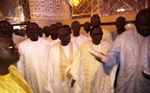 Vidéo - Idy est arrivé à Touba avec Gackou, Pape Diop, Thierno Bocoum...pour recueillir les prières du Khalife général
