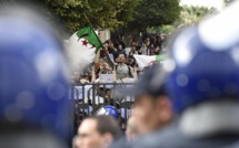 Algérie: les étudiants ont manifesté contre un 5e mandat de Bouteflika
