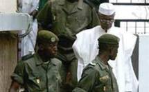 Extradition de Habré : Ses avocats brandissent une plainte contre Me Wade