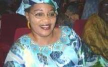 Politique: Aïda Mbodj demande à Macky Sall de faire un come-back à la maison mère