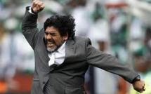 Dubai: Premier succès pour Maradona