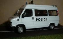 Ousman Ngom annonce des polices de proximité dans la banlieue