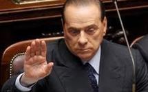 Italie : Berlusconi rend le tablier