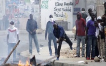 Dernière minute : la Corniche Ouest bloquée par les étudiants