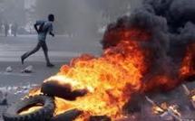 Ouakam : Les militaires invalides mettent le feu sur la route
