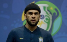 Officiel : Dani Alves a signé pour 3 ans à São Paulo !