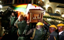 Un compromis trouvé pour enterrer Mugabe au Zimbabwe