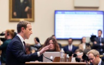Le patron de Facebook, accusé de "favoriser la désinformation"