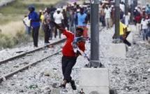 Afrique du Sud: 350 arrestations après les échauffourées à la mine d'Impala Platinum