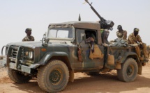 Mali: 54 morts dans l'attaque d'un camp militaire à Indelimane