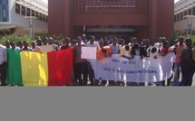 Putsch au Mali - Sit-in : Les étudiants maliens du Sénégal condamnent et demandent le retour constitutionnel sans condition