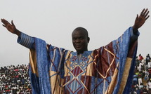 Yékini et Bécaye Mbaye fument le calumet de la paix