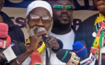 #MarcheNooLank - Un vieux de 86 ans vient haranguer la foule (vidéo)