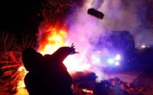 Coronavirus : des manifestants ukrainiens attaquent des bus transportant des personnes évacuées de la Chine