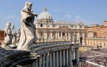 Vatican : Fuites, arrestation et démission déchirent le silence feutré