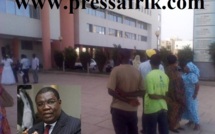 PHOTOS &amp; VIDEOS - Proches et militants d'Ousmane Ngom déboussolés n'excluent pas de passer à l'action