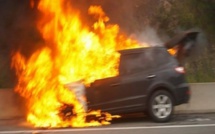 Autoroute ILa Touba : un véhicule Nissan Qashqai prend feu