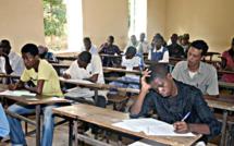 Diourbel : 15 élèves accusés de tricherie à l’aide de leur téléphone portable sommés d’arrêter les examens