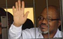 André Mba Obame, principal opposant gabonais, rentre au pays