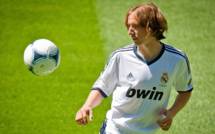 Supercoupe Real Madrid vs FC Barcelone: Mourinho va-t-il lancer Modric?