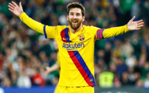 Après une conversation avec son père, Messi décide de rester au Barça, révèle Marca