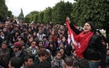 Tunisie: les diplômés chômeurs délaissés par la classe politique