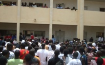 VIDEO-l'ambiance électrique des délibérations des résultats du BAC au Lycée Blaise Diagne de Dakar